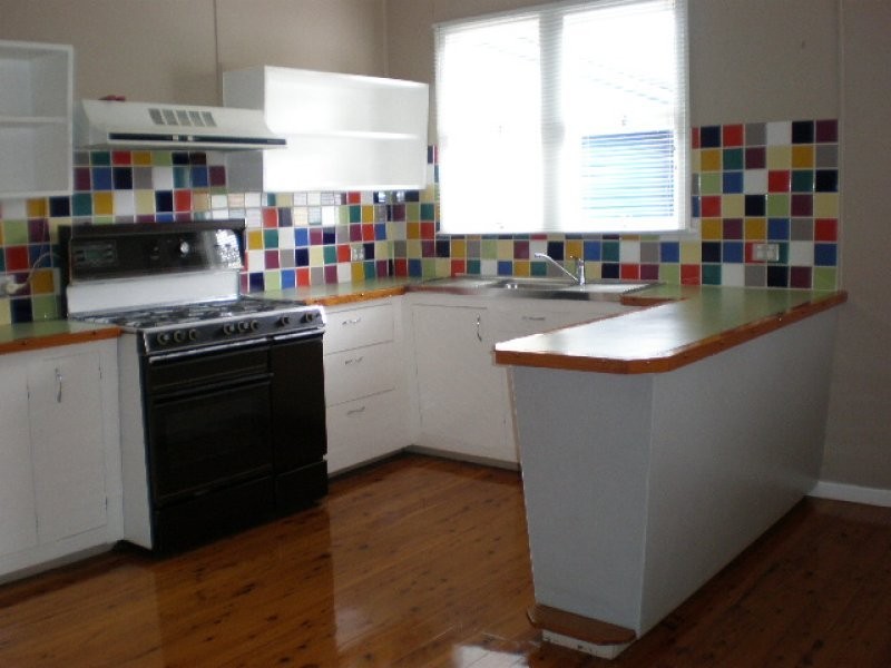 19 South Street, Rangeville QLD 4350