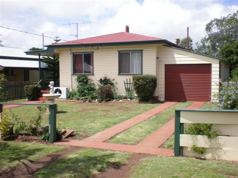 30 Buckland Street, Harristown QLD 4350
