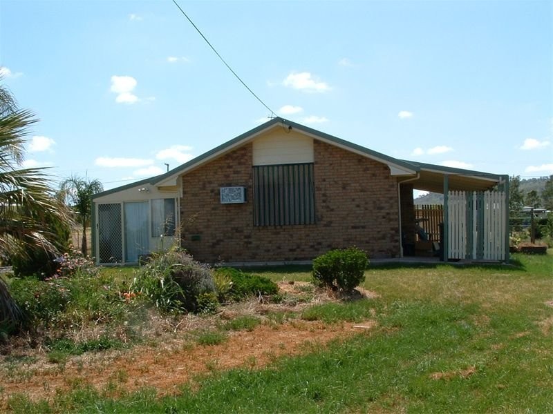 6 Lawmere Court, Kingsthorpe QLD 4400