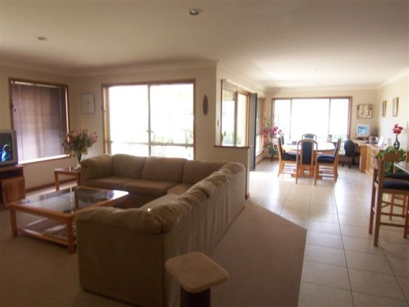 14 Pearl Court, Rangeville QLD 4350