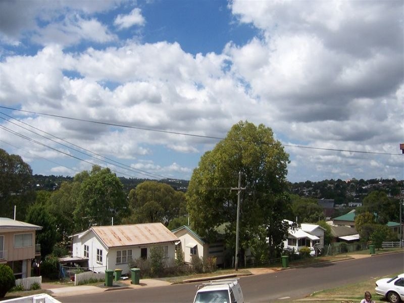 73 Vanity Street, Rockville QLD 4350