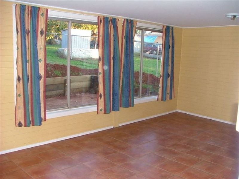 14 Hagan Street, North Toowoomba QLD 4350
