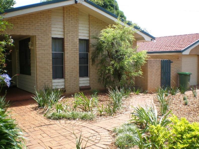 30 Ott Street, Rangeville QLD 4350