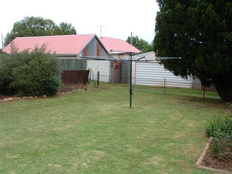 16 Kennedy Street, North Toowoomba QLD 4350