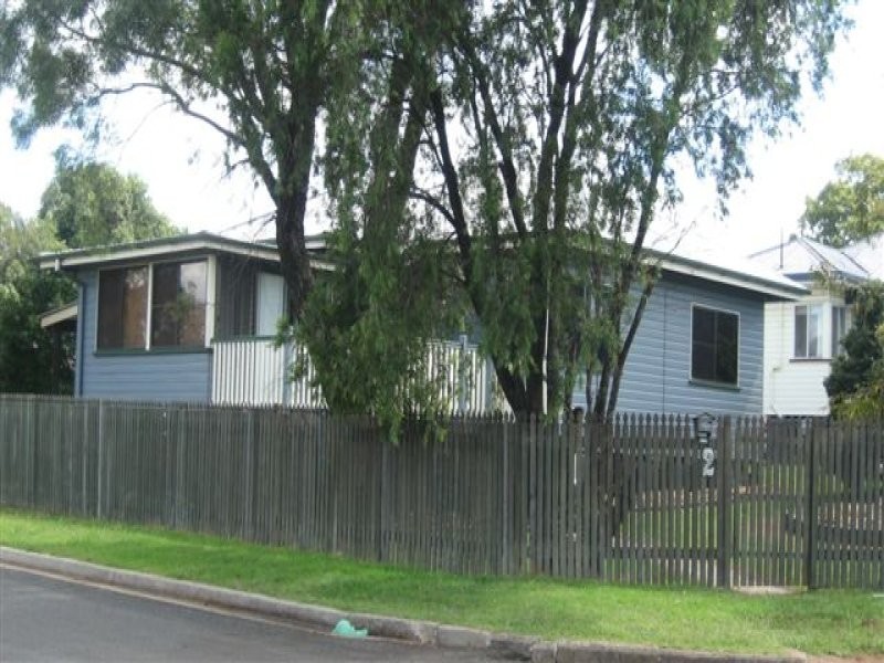 2 Sheehan Street, South Toowoomba QLD 4350