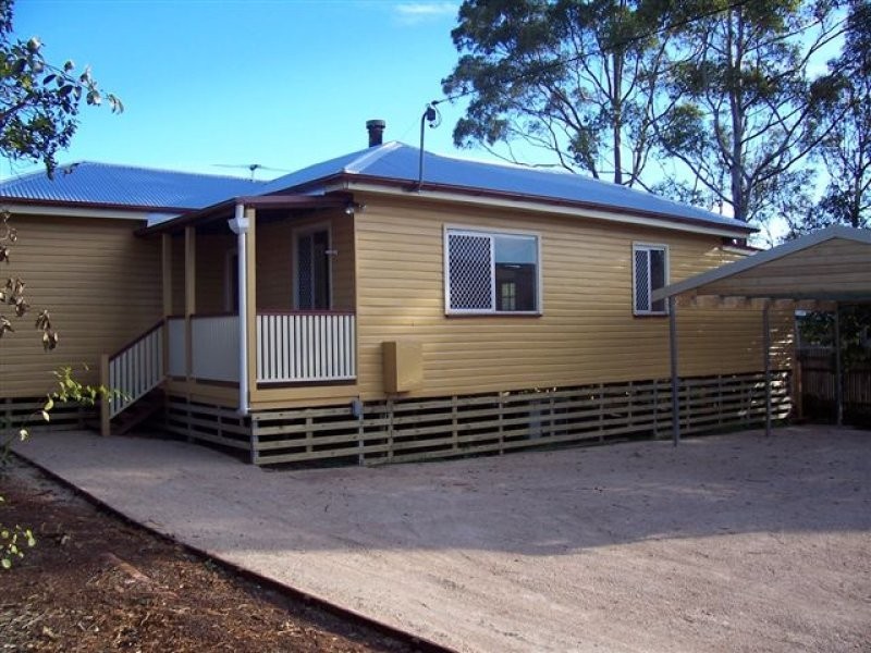 42 Belgium Street, South Toowoomba QLD 4350