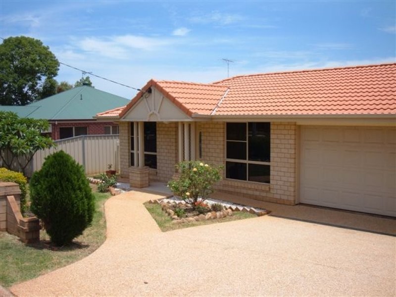39 High Street, Rangeville QLD 4350