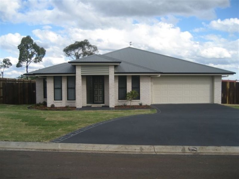 19 Whitman Street, Westbrook QLD 4350