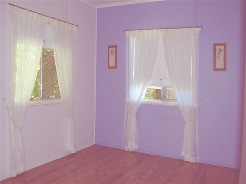 97 Stuart Street, Mount Lofty QLD 4350