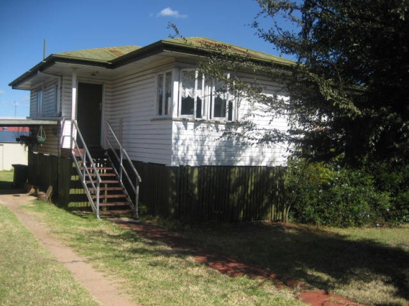 14 Murray Street, North Toowoomba QLD 4350