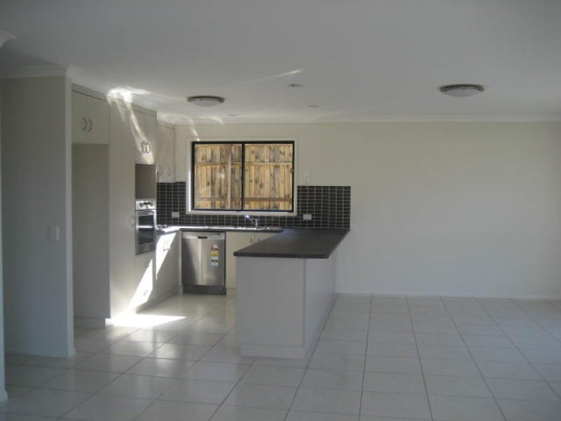680 Greenwattle Street, Glenvale QLD 4350