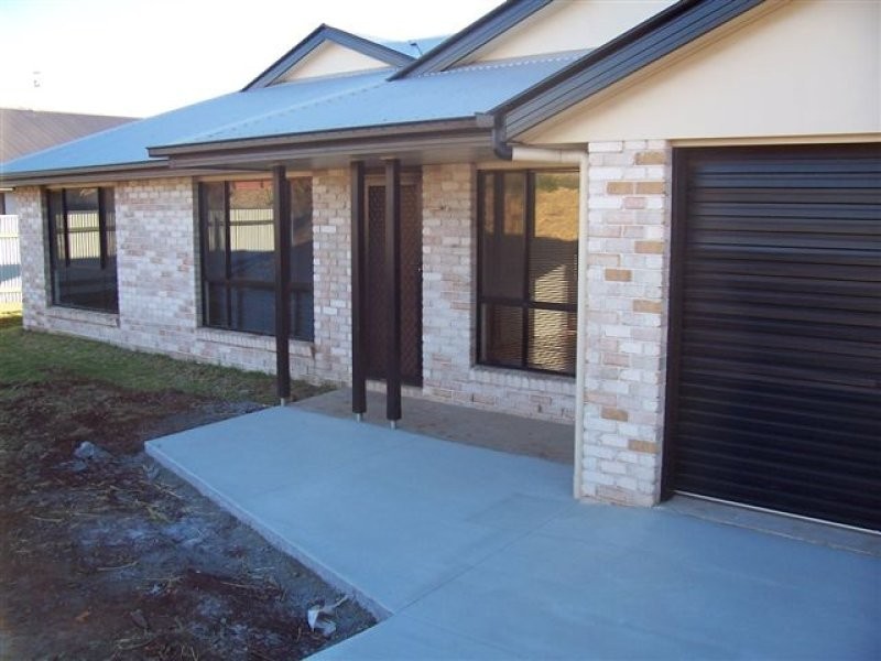 777 Greenwattle Street, Harristown QLD 4350