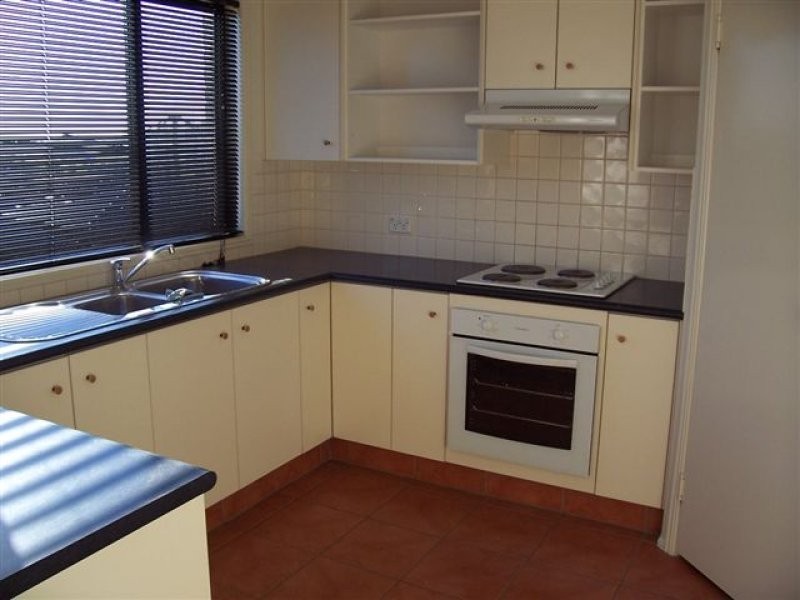 777 Greenwattle Street, Harristown QLD 4350