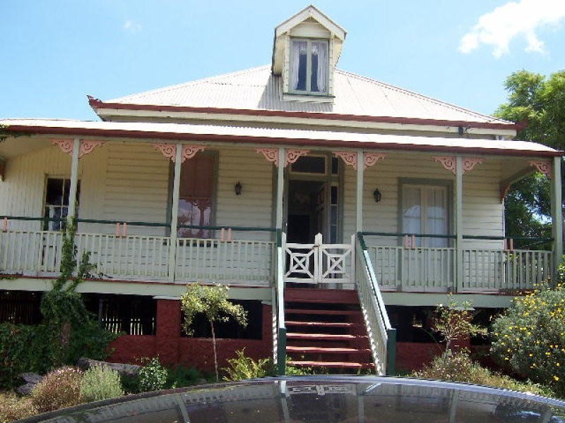 55 Holberton Street, Newtown QLD 4350