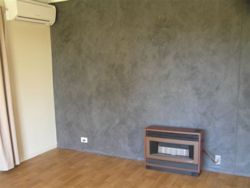 90 Hursley Road, Newtown QLD 4350