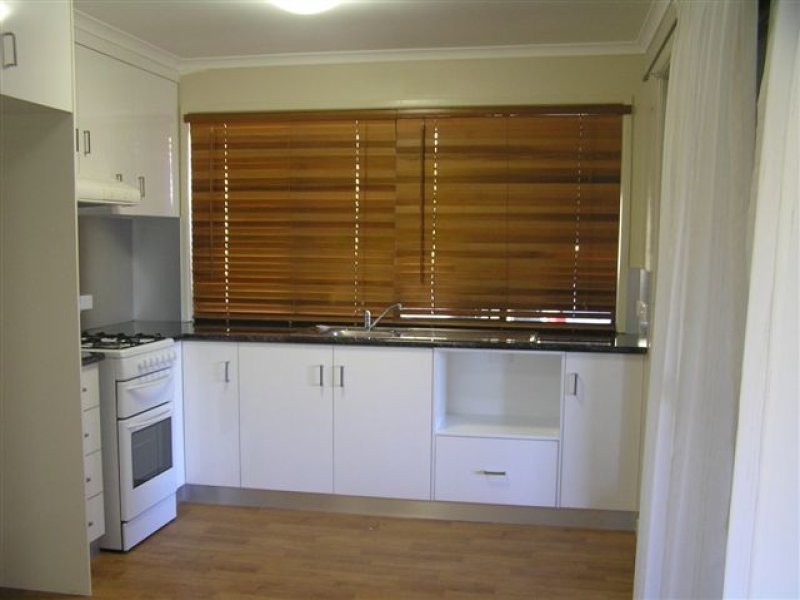 90 Hursley Road, Newtown QLD 4350