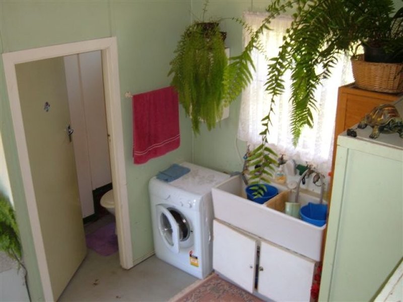 32 Ramsay Street, Rangeville QLD 4350