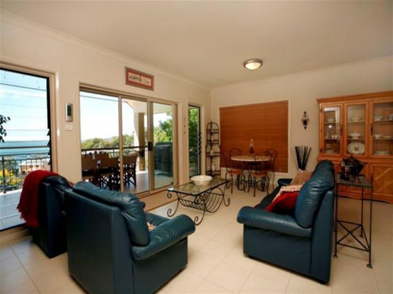134 Fishing Point Road, Fishing Point NSW 2283