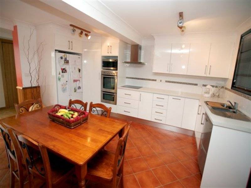 112 Bay Road, Bolton Point NSW 2283