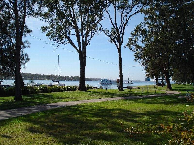283 Watkins Road, Wangi Wangi NSW 2267