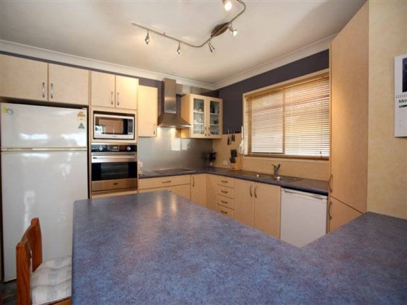 182 Watkins Road, Wangi Wangi NSW 2267