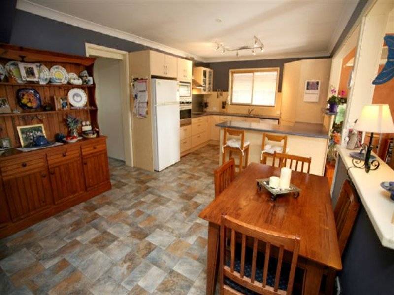 182 Watkins Road, Wangi Wangi NSW 2267