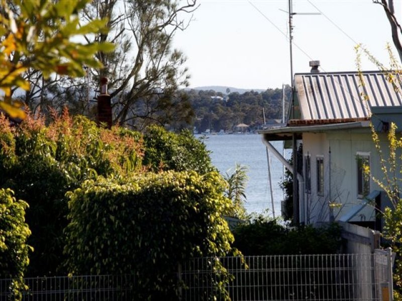 104 Watkins Road, Wangi Wangi NSW 2267