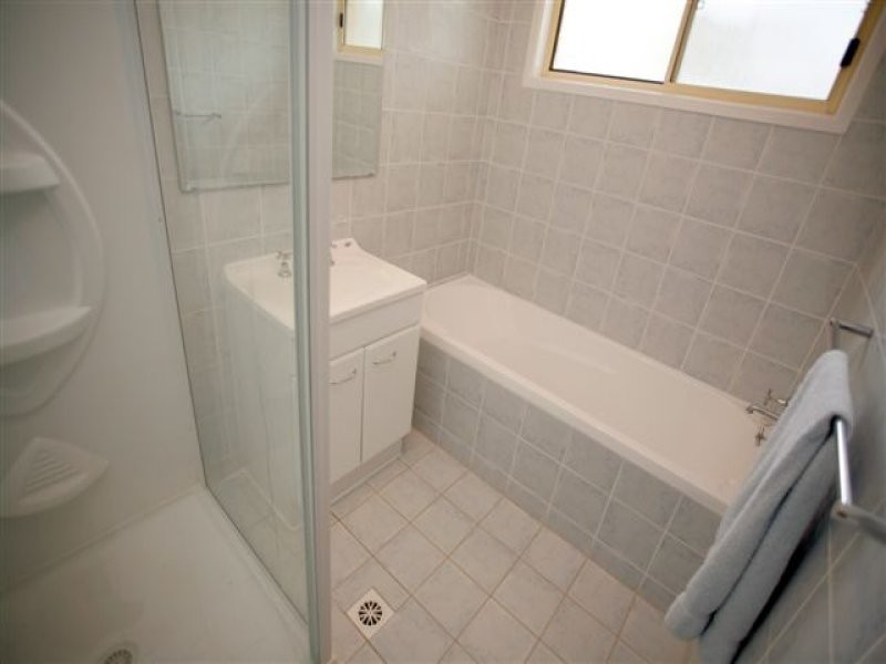 16 Pangela Street, Buttaba NSW 2283