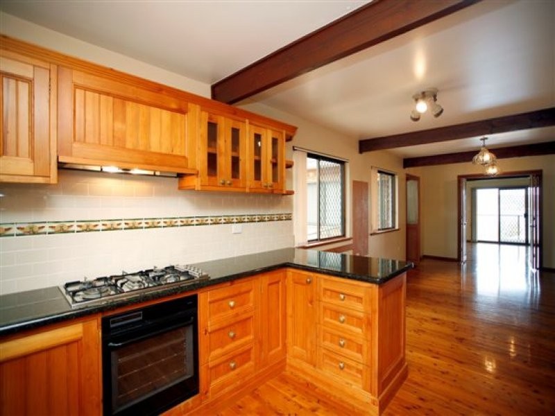 109 Bay Road, Bolton Point NSW 2283