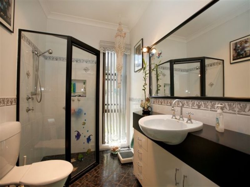 14 Chippindall Street, Speers Point NSW 2284