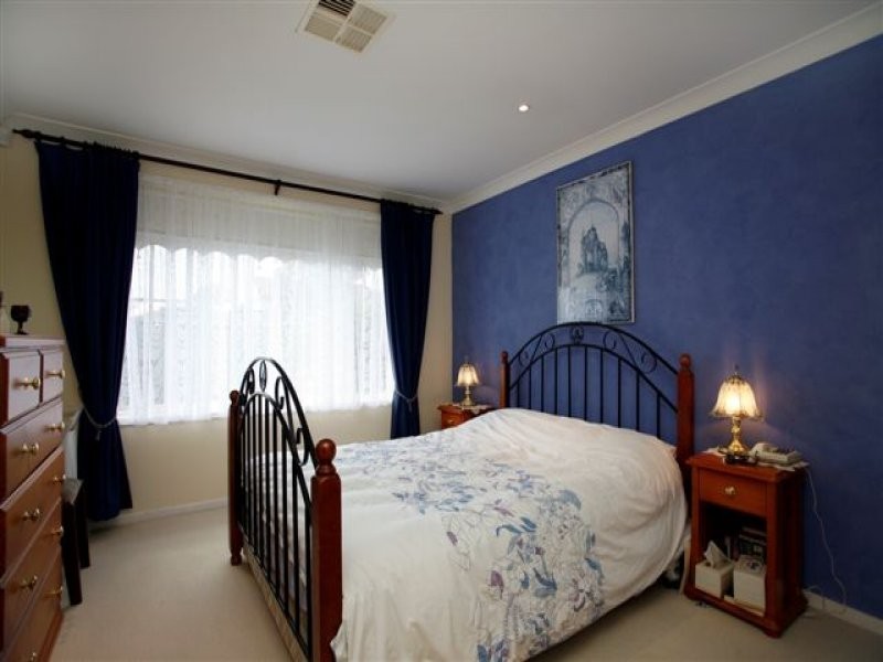 17a Fourth Street, Booragul NSW 2284