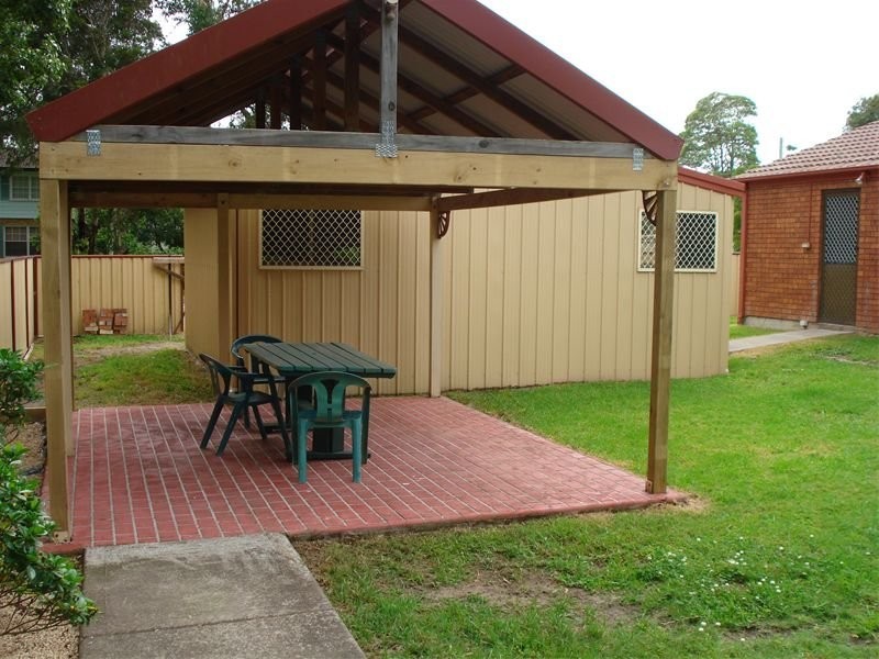 2 Angela Close, Carey Bay NSW 2283