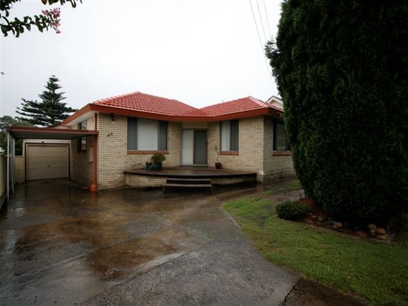 169 Awaba Road, Toronto NSW 2283