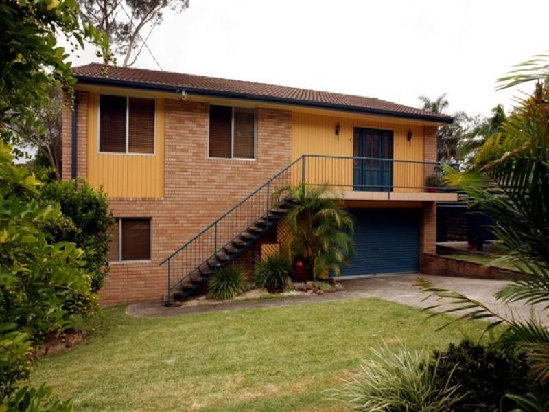 19 Hampton Street, Carey Bay NSW 2283