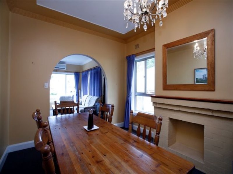 376 Skye Point Road, Coal Point NSW 2283