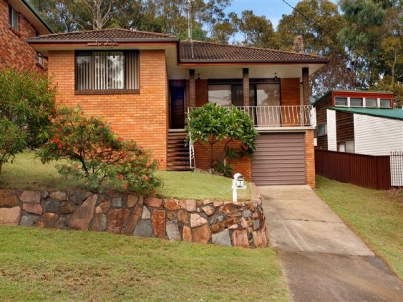7 Roy Avenue, Bolton Point NSW 2283
