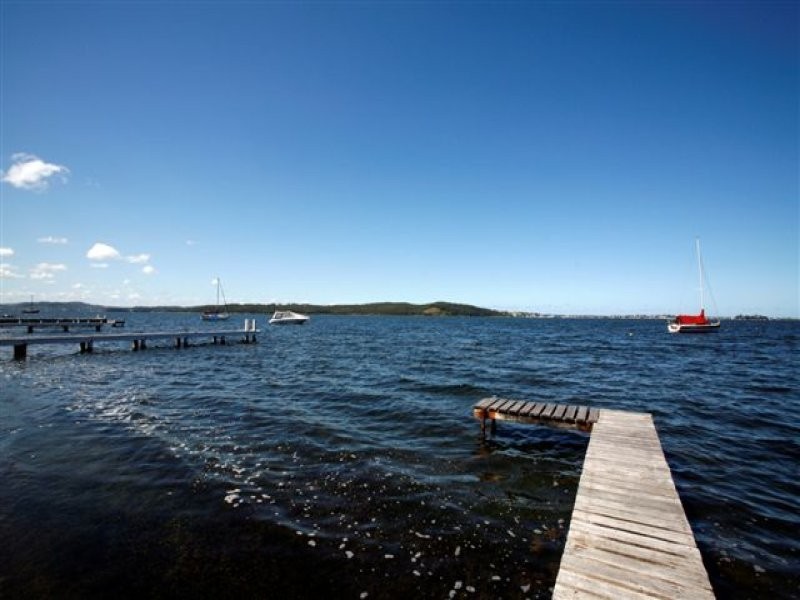 182 Skye Point Road, Coal Point NSW 2283
