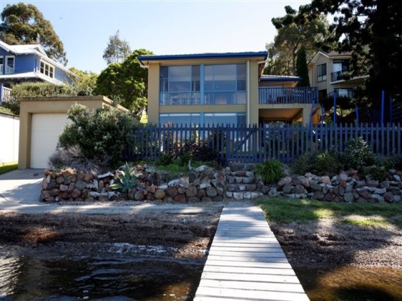 182 Skye Point Road, Coal Point NSW 2283