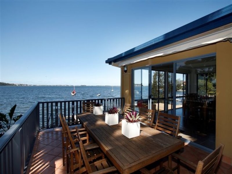 182 Skye Point Road, Coal Point NSW 2283