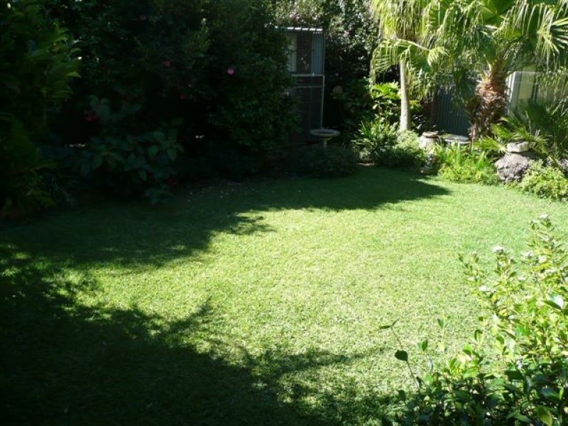 9 Macquarie Road, Fennell Bay NSW 2283