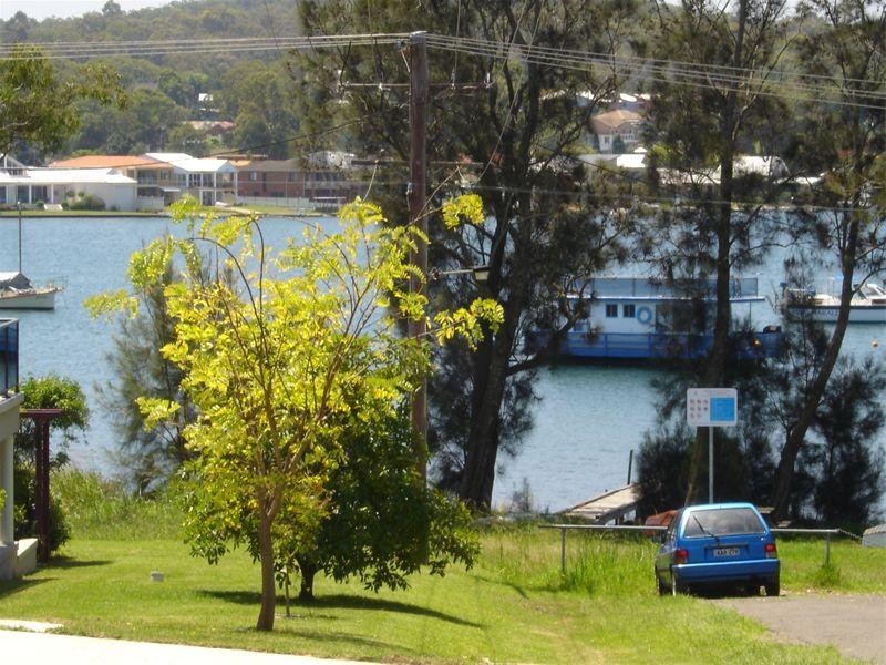 8 Cheapside Street, Rathmines NSW 2283