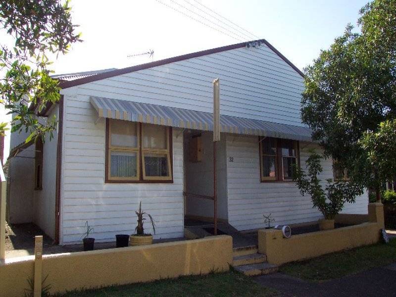 32 Gosford Road, Broadmeadow NSW 2292