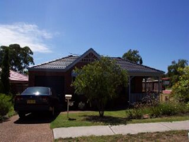 18 Nelmes Close, Toronto NSW 2283