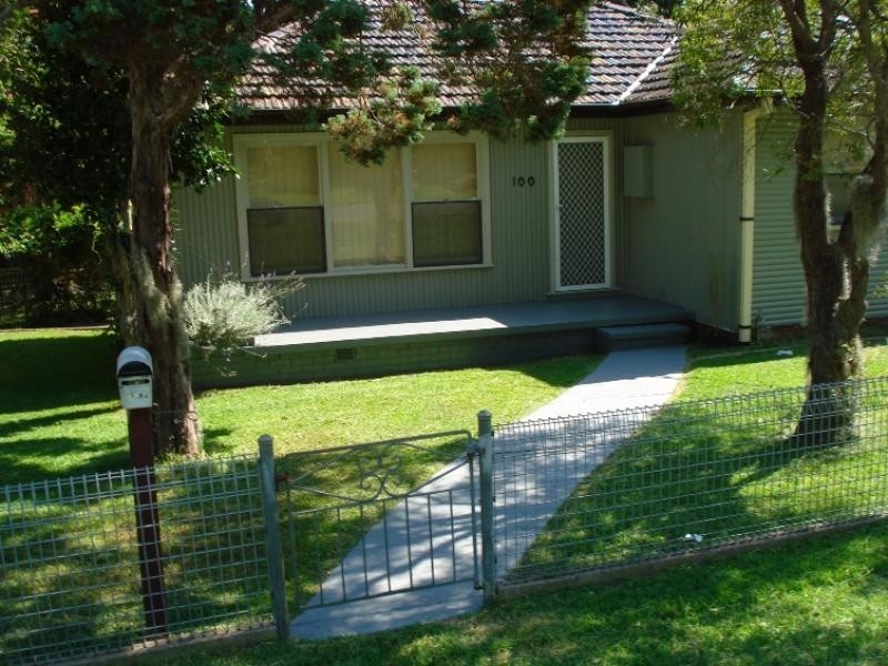 100 Excelsior Parade, Toronto NSW 2283