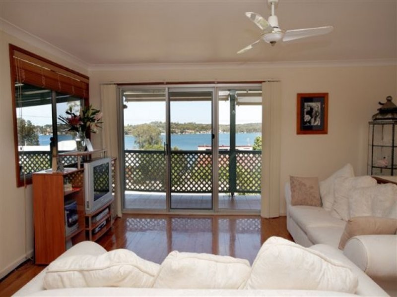 41 Sealand Road, Fishing Point NSW 2283