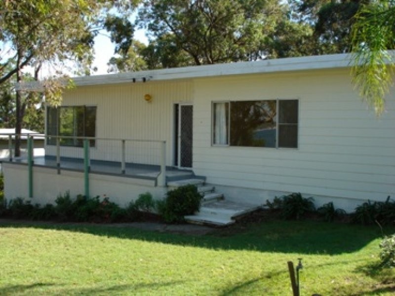 4 Alkira Street, Coal Point NSW 2283