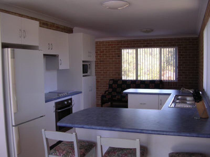 27 Bangalow Street, Narrawallee NSW 2539