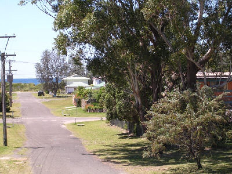 27 Bangalow Street, Narrawallee NSW 2539