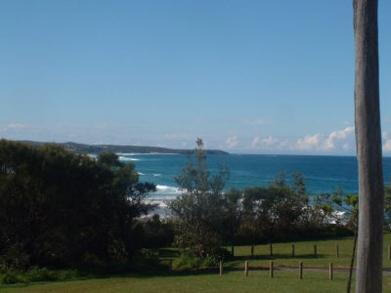 27 Seaside Parade, Dolphin Point NSW 2539