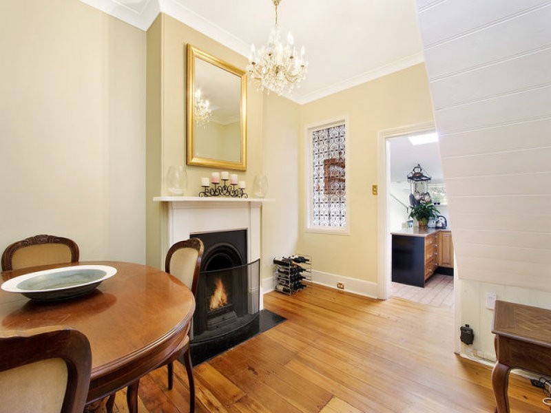 18 Whitehorse Street, Newtown NSW 2042